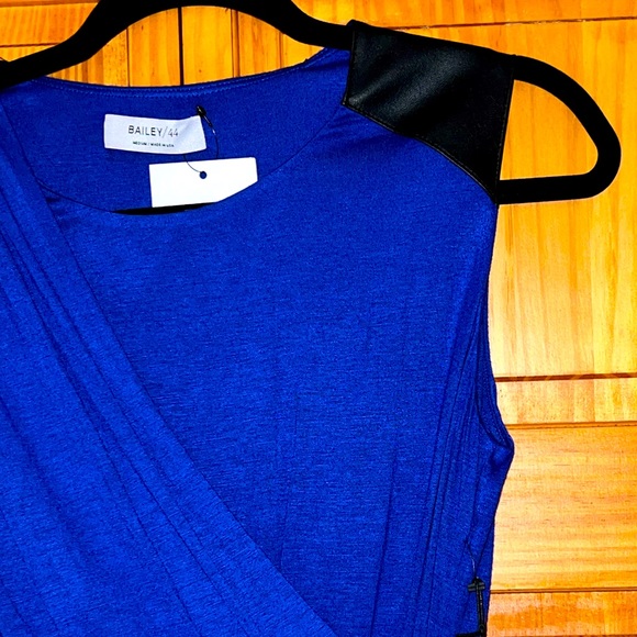 Bailey 44. Royal blue dress with v neck cut and leather inserts, size M - Picture 6 of 6